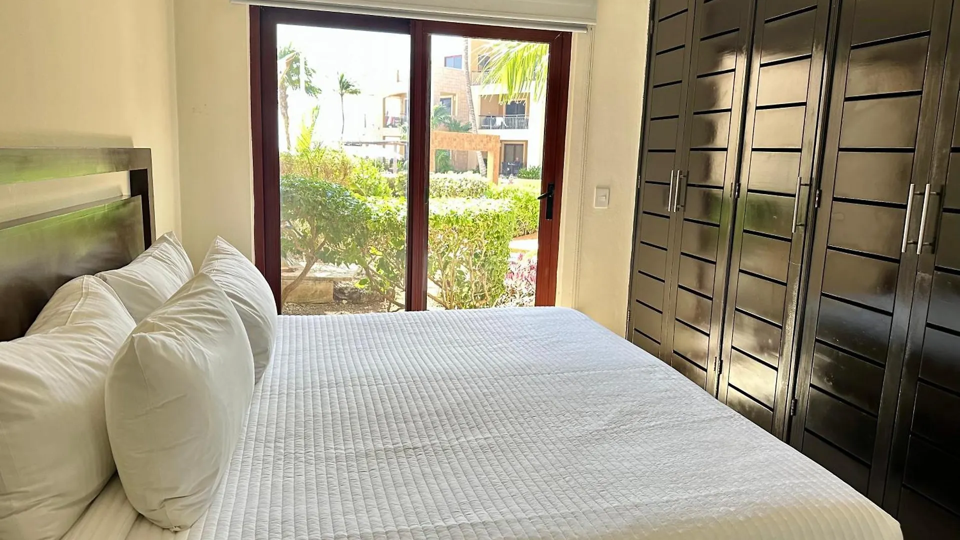 Apartment El Faro 103 Surf Ground Floor 2 Bedroom Apt Pool View Playa del Carmen Mexico