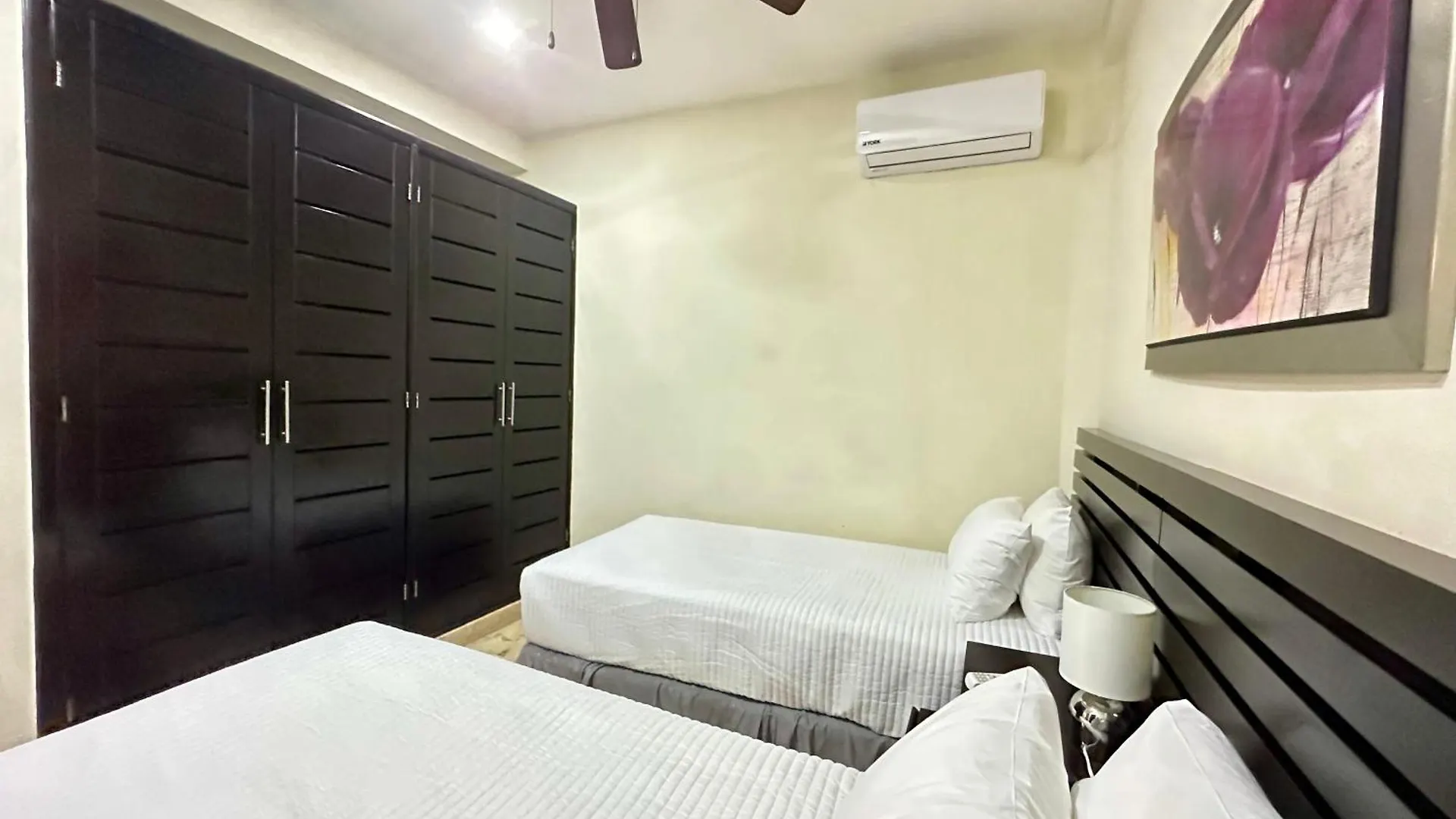 El Faro 103 Surf Ground Floor 2 Bedroom Apt Pool View Playa del Carmen 0*,